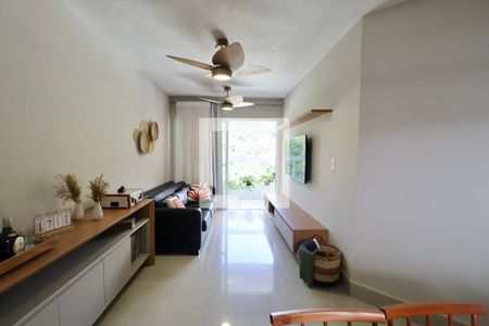 Sala de apartamento para alugar com 3 quartos, 100m² em Jardim Tejereba, Guarujá