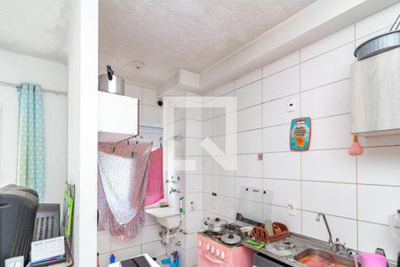 Cozinha de apartamento para alugar com 2 quartos, 42m² em Bom Retiro, São Paulo