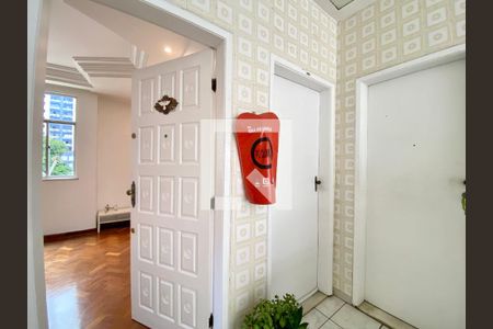 Entrada de apartamento para alugar com 3 quartos, 108m² em Canela, Salvador