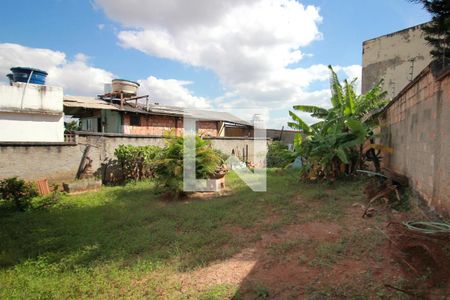 Quintal de casa à venda com 4 quartos, 189m² em Nova Cachoeirinha, Belo Horizonte