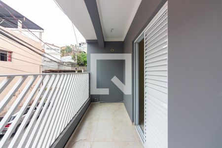 Sacada de casa para alugar com 2 quartos, 100m² em Conceicao, Osasco