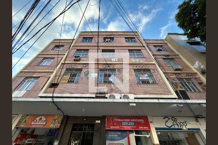 Fachada + plaquinha de apartamento à venda com 2 quartos, 66m² em Engenho de Dentro, Rio de Janeiro