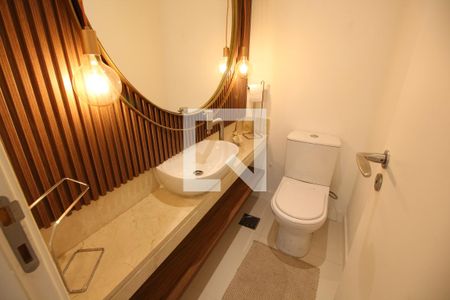 Lavabo de apartamento à venda com 4 quartos, 131m² em Barra da Tijuca, Rio de Janeiro