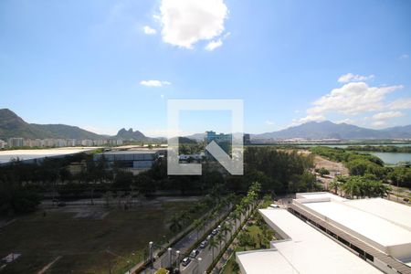 Sala - Vista de apartamento à venda com 4 quartos, 131m² em Barra da Tijuca, Rio de Janeiro