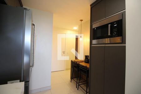 Cozinha de apartamento à venda com 4 quartos, 131m² em Barra da Tijuca, Rio de Janeiro