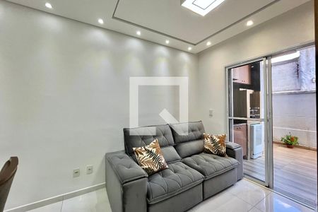 Sala de apartamento para alugar com 2 quartos, 67m² em Jardim Prudência, São Paulo