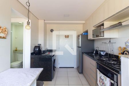 Sala/Cozinha de apartamento à venda com 2 quartos, 35m² em Vila Carmosina, São Paulo