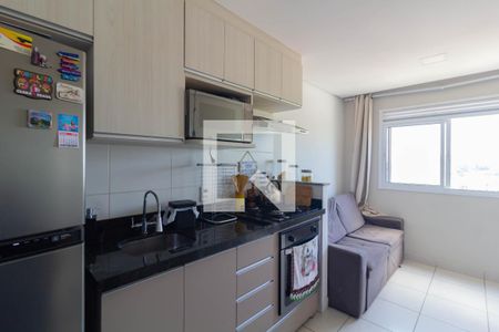 Sala/Cozinha de apartamento à venda com 2 quartos, 35m² em Vila Carmosina, São Paulo