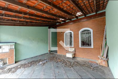 Garagem de casa para alugar com 3 quartos, 300m² em Conjunto Residencial Vista Verde, São Paulo