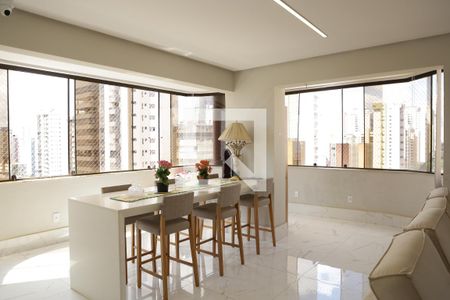 Sala de apartamento à venda com 3 quartos, 200m² em Setor Bueno, Goiânia