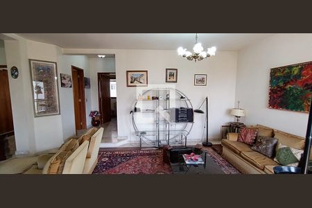 Sala de apartamento à venda com 4 quartos, 228m² em Vila Suzana, São Paulo