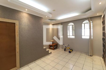 Sala 1 de casa à venda com 3 quartos, 130m² em Vila Medeiros, São Paulo