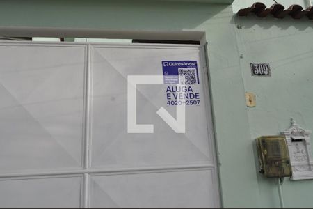 Placa  de casa para alugar com 3 quartos, 250m² em Abolição, Rio de Janeiro