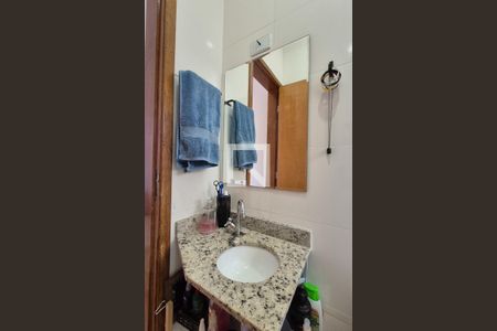 Banheiro da suíte de apartamento à venda com 2 quartos, 108m² em Vila Helena, Santo André