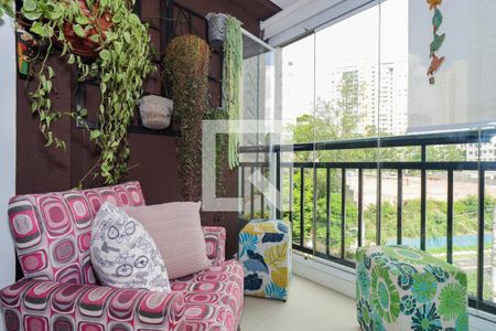Varanda da Sala de apartamento para alugar com 3 quartos, 74m² em Vila Andrade, São Paulo