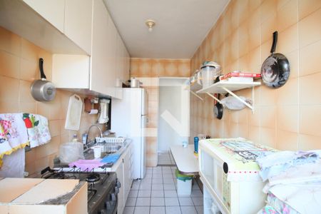 Cozinha  de apartamento à venda com 2 quartos, 56m² em Vila Pirajussara, São Paulo