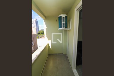 Sacada da Sala de apartamento para alugar com 1 quarto, 67m² em Partenon, Porto Alegre