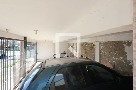 Garagem de casa à venda com 6 quartos, 200m² em São José, Canoas