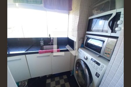 Área de Serviço de apartamento para alugar com 3 quartos, 170m² em Ilha Porchat, São Vicente