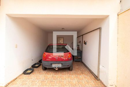 Garagem de casa à venda com 3 quartos, 206m² em Jardim Chapadão, Campinas