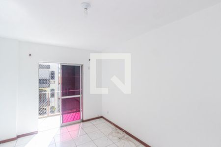 Sala de apartamento para alugar com 3 quartos, 90m² em Vila Valqueire, Rio de Janeiro