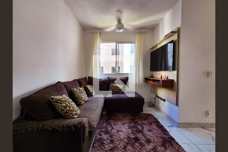 Sala de apartamento para alugar com 2 quartos, 46m² em Piedade, Rio de Janeiro
