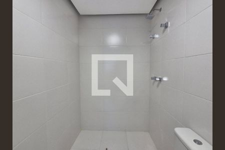 Banheiro da Suíte 2 de casa de condomínio à venda com 3 quartos, 133m² em Vargem Grande, Rio de Janeiro