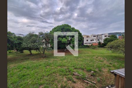 Vista da Suíte 3 de casa de condomínio à venda com 3 quartos, 133m² em Vargem Grande, Rio de Janeiro