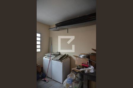 Área de Serviço de casa à venda com 2 quartos, 200m² em Santa Terezinha, Santo André