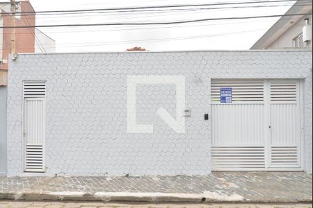 Fachada de casa à venda com 2 quartos, 200m² em Santa Terezinha, Santo André