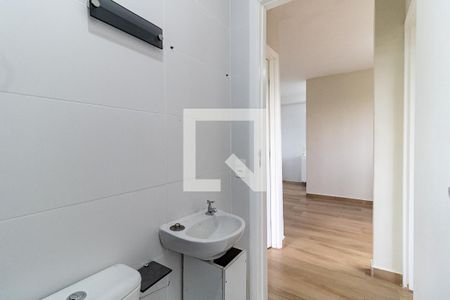 Banheiro de apartamento para alugar com 2 quartos, 43m² em Vila Cristalia, São Paulo