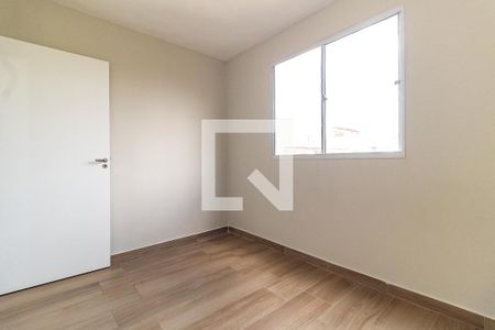 Quarto 1 de apartamento para alugar com 2 quartos, 43m² em Vila Cristalia, São Paulo