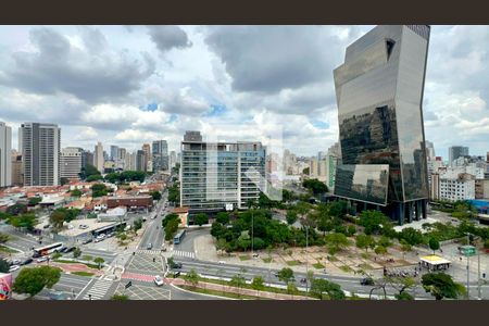 Varanda de kitnet/studio à venda com 1 quarto, 27m² em Pinheiros, São Paulo