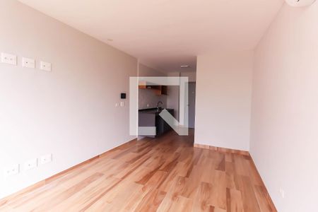 Sala/Quarto de apartamento à venda com 1 quarto, 54m² em Vila Invernada, São Paulo