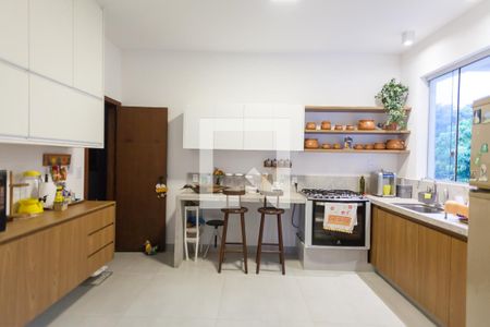 cozinha de casa de condomínio para alugar com 4 quartos, 2600m² em Retiro do Chale, Brumadinho