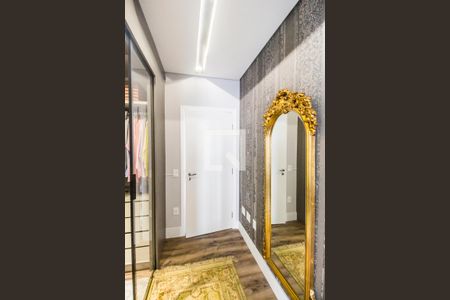 Closet da suíte 1 de apartamento à venda com 3 quartos, 344m² em Alphaville Industrial, Barueri