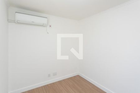 Quarto 2 de casa à venda com 3 quartos, 109m² em Jardim Itu, Porto Alegre