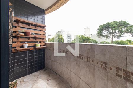 Sacada de apartamento à venda com 2 quartos, 73m² em Novo Mundo, Curitiba