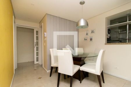 Sala de apartamento à venda com 2 quartos, 73m² em Novo Mundo, Curitiba
