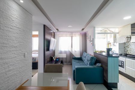Sala de apartamento à venda com 2 quartos, 43m² em Vila Carmosina, São Paulo