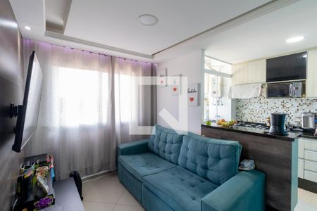 Sala de apartamento à venda com 2 quartos, 43m² em Vila Carmosina, São Paulo
