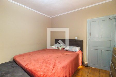 Quarto 1 de casa à venda com 4 quartos, 100m² em Vila Carmosina, São Paulo