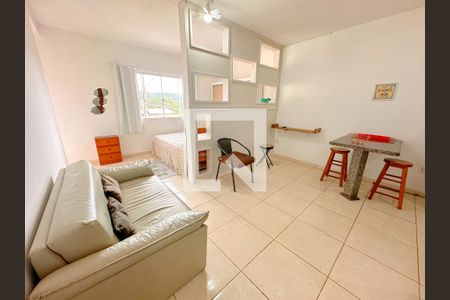 Sala de apartamento para alugar com 1 quarto, 40m² em Ingleses do Rio Vermelho, Florianópolis