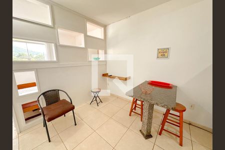 Sala de apartamento para alugar com 1 quarto, 40m² em Ingleses do Rio Vermelho, Florianópolis