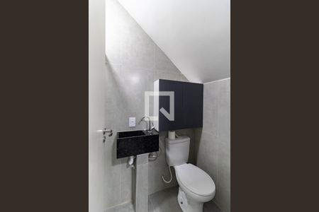 Banheiro  de apartamento para alugar com 1 quarto, 20m² em Aclimação, São Paulo