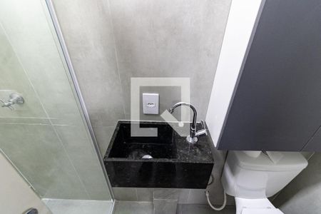 Banheiro  de apartamento para alugar com 1 quarto, 20m² em Aclimação, São Paulo