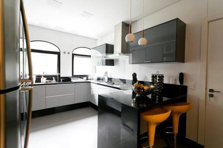Cozinha de apartamento à venda com 3 quartos, 320m² em Santa Cecilia, São Paulo