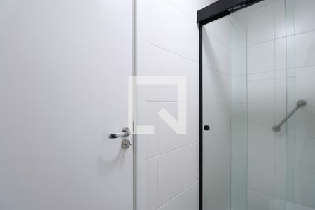 Banheiro de apartamento à venda com 2 quartos, 38m² em Bom Retiro, São Paulo