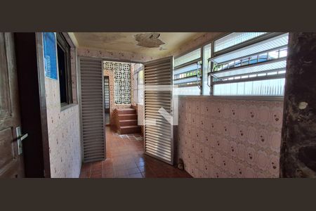 Entrada de casa à venda com 3 quartos, 222m² em Olímpico, São Caetano do Sul