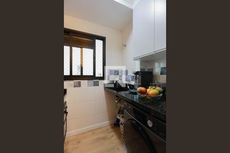 Cozinha e área de serviço de apartamento à venda com 2 quartos, 38m² em Santana, São Paulo